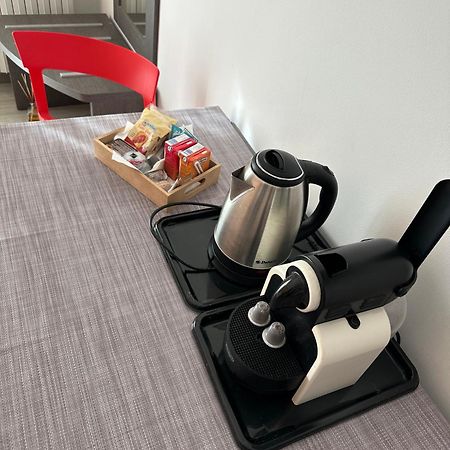 29 Cav Apartments Боллате Экстерьер фото