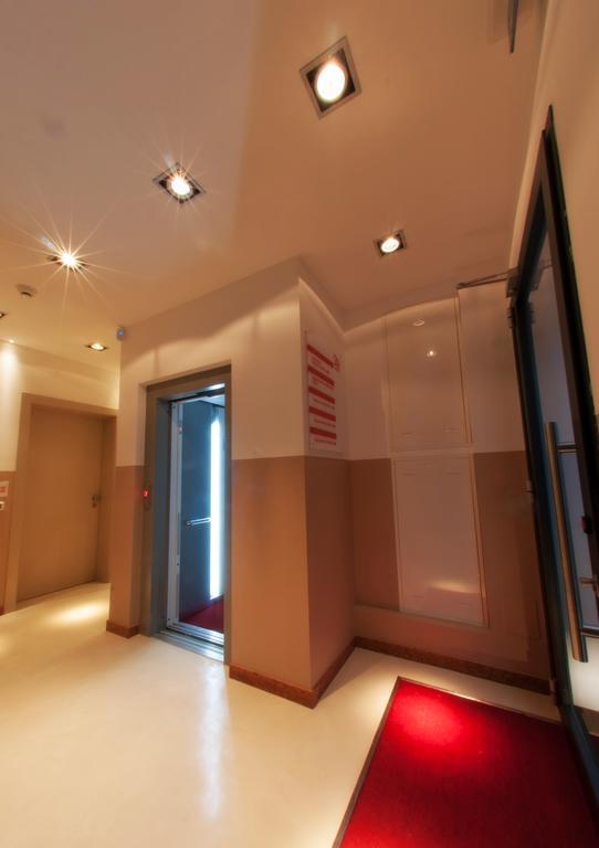 29 Cav Apartments Боллате Экстерьер фото