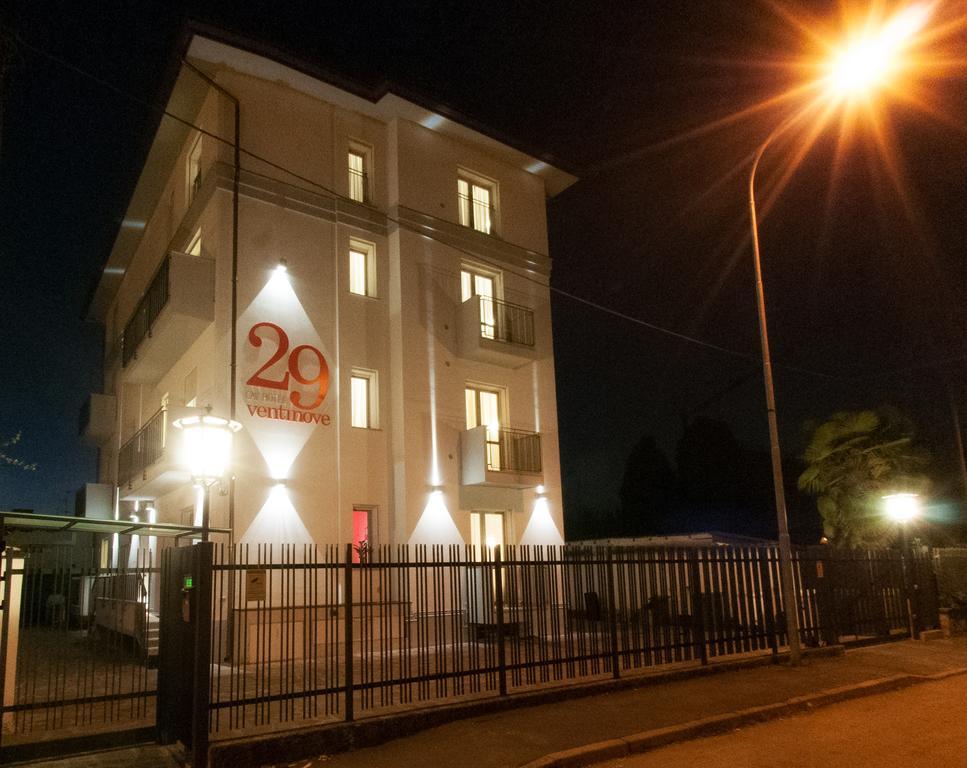 29 Cav Apartments Боллате Экстерьер фото